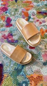 Cake Flatform Sandal Tan